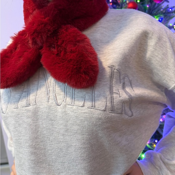 Red Faux Fur Scarf - Picture 2 of 2